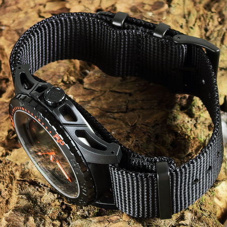 TRASER H3 P66 RED COMBAT 104147