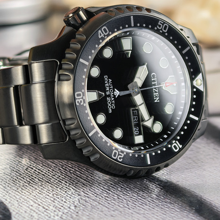 CITIZEN PROMASTER NY0145-86E