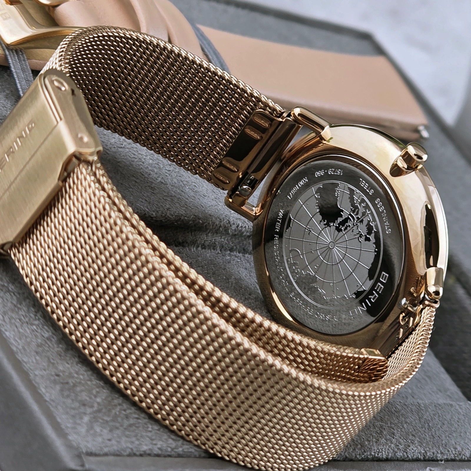 Bering 15729-960
