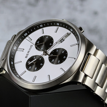 BERING CLASSIC TITANIUM 11743-704