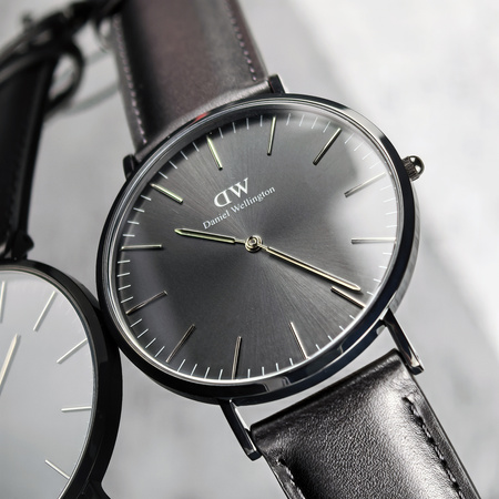 DANIEL WELLINGTON CLASSIC SHEFFIELD ONYX DW00100657
