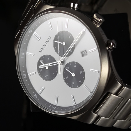 BERING CLASSIC TITANIUM 11743-704