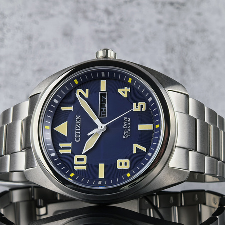 CITIZEN ECO-DRIVE SUPER-TITANIUM BM8560-88LE